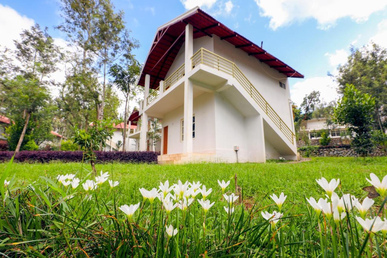 The Blossom Resort - Chikmagalūr Exteriör bild