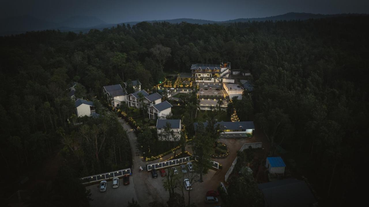 The Blossom Resort - Chikmagalūr Exteriör bild