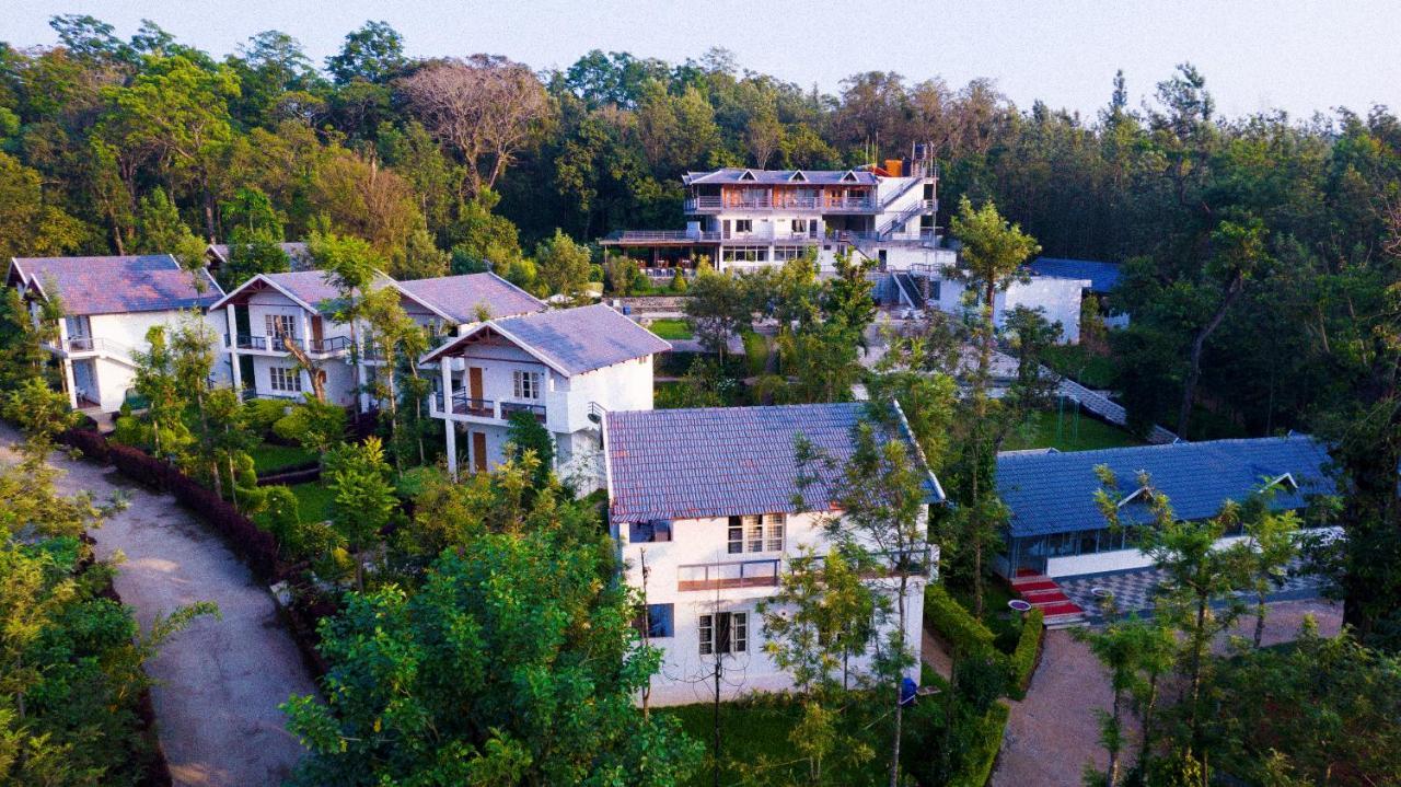 The Blossom Resort - Chikmagalūr Exteriör bild