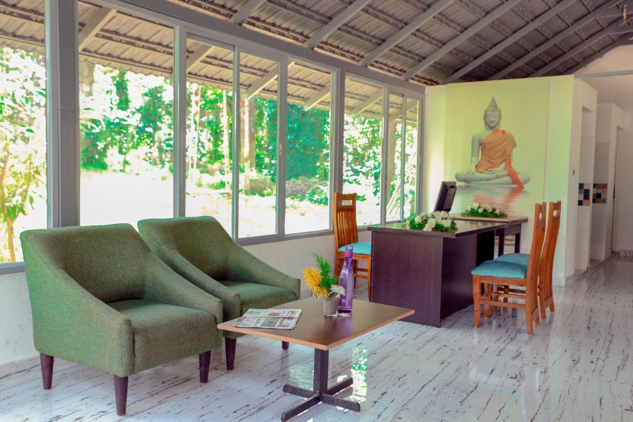 The Blossom Resort - Chikmagalūr Exteriör bild